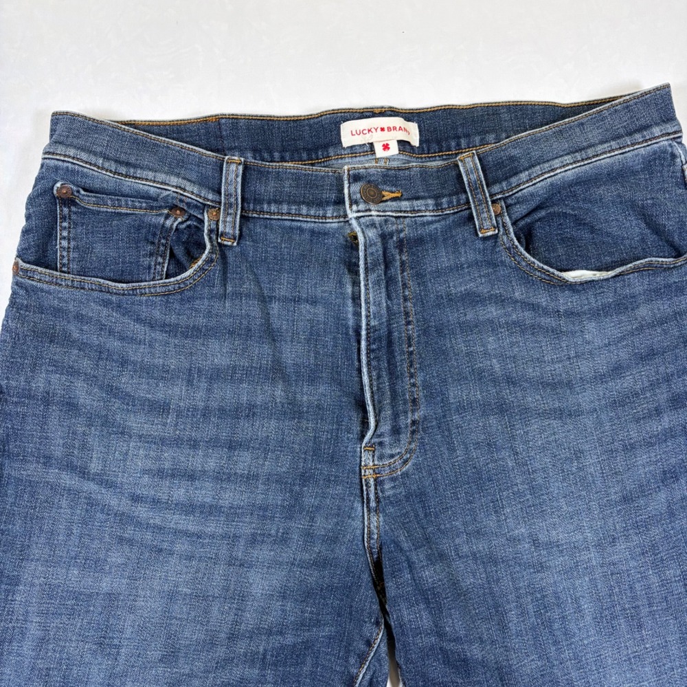 Lucky Brand 223 Straight Mens Jeans 36x30 Medium Wash Blue Denim F00168 - Picture 2 of 11